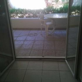 Βούλα επιπλωμένο διαμέρισμα 50 τ.μ. σε αξιόχρεους μόνο.