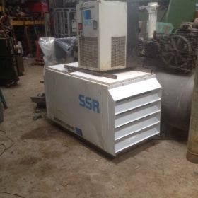 Κοχλιοφόρος αεροσυμπιεστής