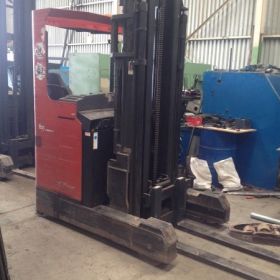 Reach Truck BT ’05