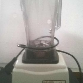 Επαγγελματικό μπλέντερ Drink Machine By-767 δύο ίππων καί μέ κανάτα δύο λίτρων