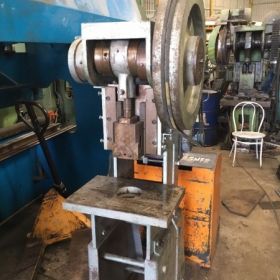 Πρέσα Κρουστική