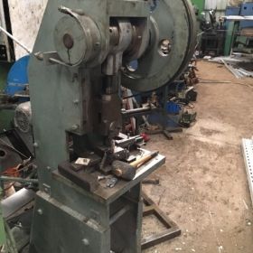 Πρέσα Κρουστική