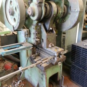 Πρέσα Κρουστική Olympia 