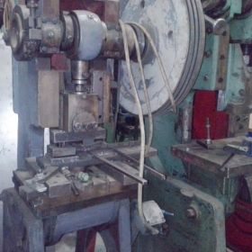 Πρέσα Κρουστική ΒΟΥΓΙΟΥΚΑ