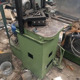 Γωνιοκόπτης 