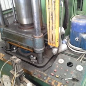 Υδραυλική Πρέσα 150T ’00