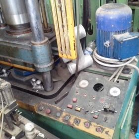 Υδραυλική Πρέσα 150T ’00