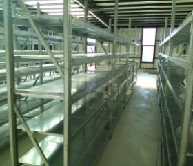 Ράφια ημιβαρέως τύπου 