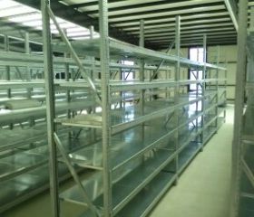 Ράφια ημιβαρέως τύπου 