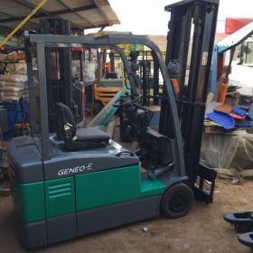 Κλάρκ TOYOTA GENEO