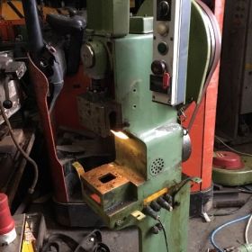 Πρέσα Κρουστική