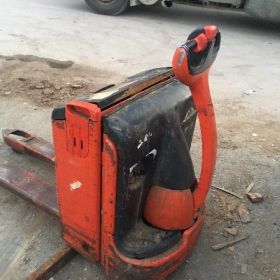 Παλετοφόρο πεζού χειριστή Linde