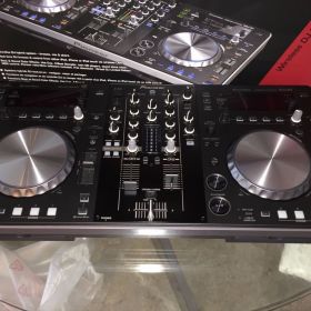 Πώληση PIONEER DDJ SX2...600€/Pioneer XDJ-RX...900€/Allen &amp; Heath Xone:92..570€