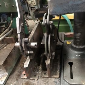 Χειροπρεσάκι Ζουμπάς