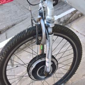 Ηλεκτρικό ποδήλατο με οκτώ εσωτερικές ταχύτητες shimano nexus, πλαίσιο αλουμινίου 1000 Ευρώ