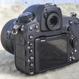 Φωτογραφική μηχανή Nikon D850 Σε άριστη κατάσταση για πώληση