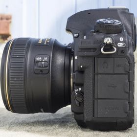 Φωτογραφική μηχανή Nikon D850 Σε άριστη κατάσταση για πώληση