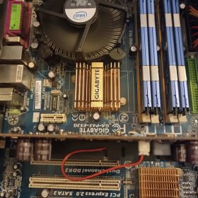 set μητρικης με επεξεργαστή 775 και fm2 και ram
